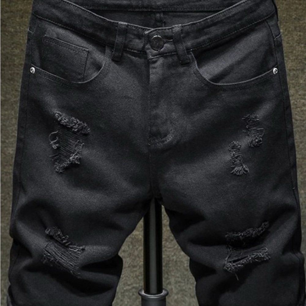 Black Distressed Jeans